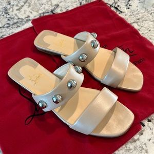 Christian Louboutin Simple Bille Flat Nappa Irise in Nougat/Silver, Size 42